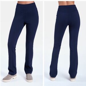 CAPSULE 121 Women's The Larsen Pant kk.